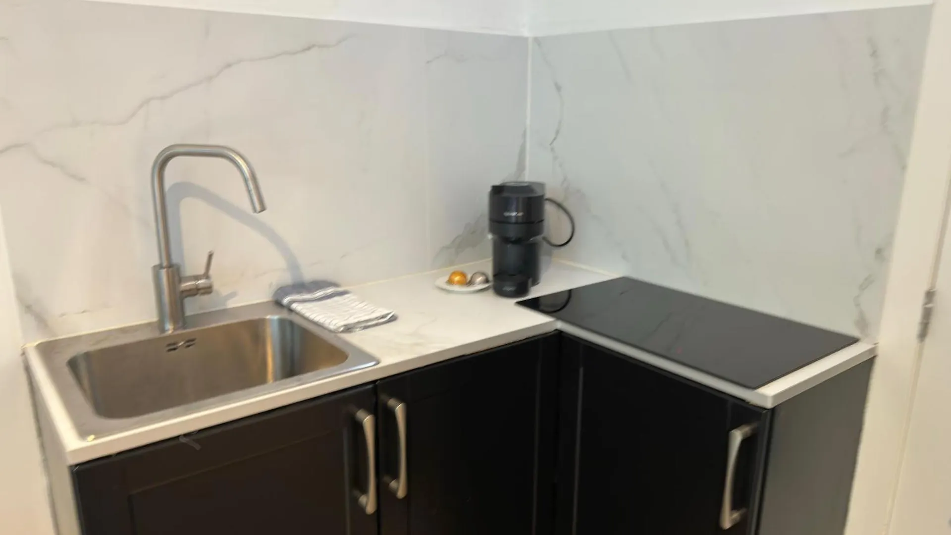 Two Bedroom Loft In The City Center By The Meir Antwerp Belgium