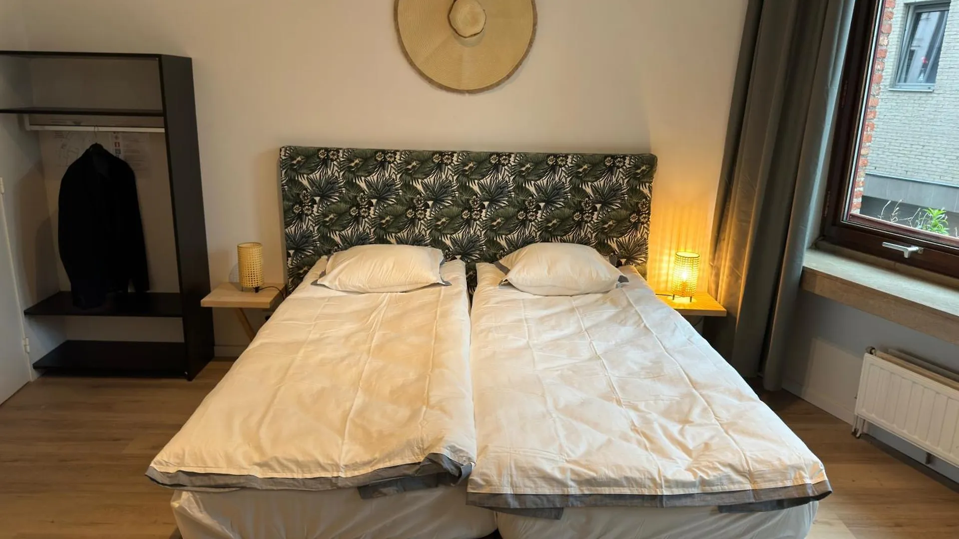 Two Bedroom Loft In The City Center By The Meir Antwerp